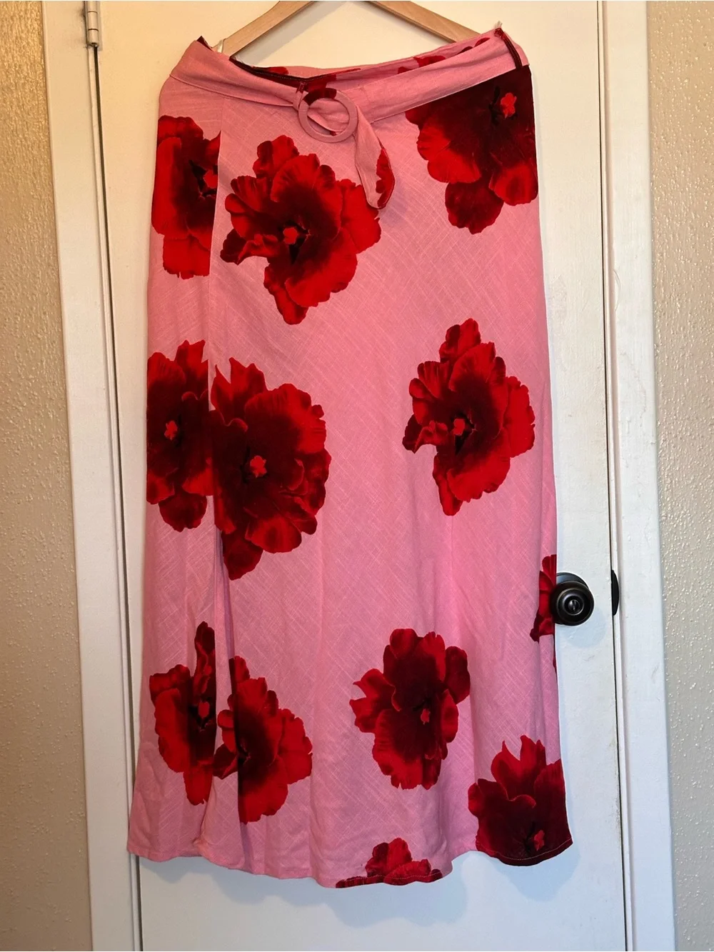 NWT Paper Heart Floral Top & Belted Maxi Skirt 2-Piece Set Pink/Red L
